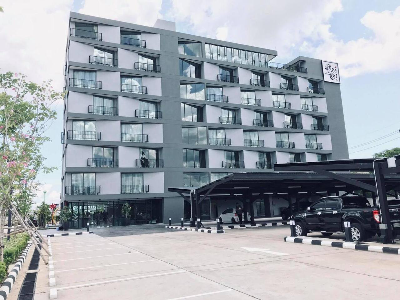 The 28Th Hotel Kanchanaburi Exterior foto